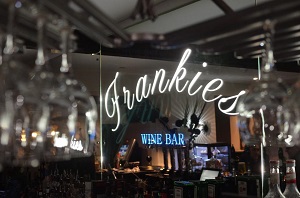 Frankie's Wine Bar LeFunk! Disley